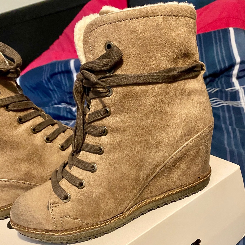 Suede ankle booties
